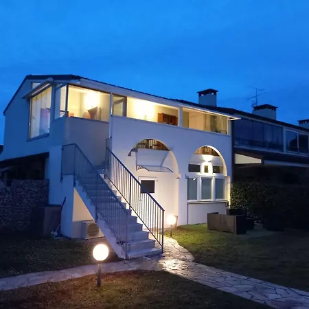 C-01 By Interhome *