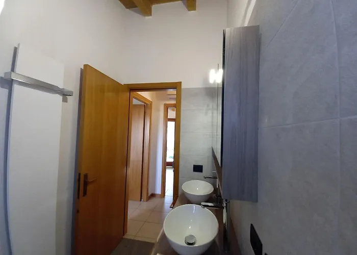 C-01 By Interhome * Colà