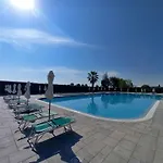 C-01 By Interhome Colà